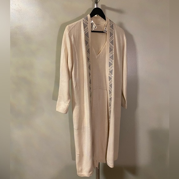 St John 2 piece Cream Dress Set - Picture 3 of 13